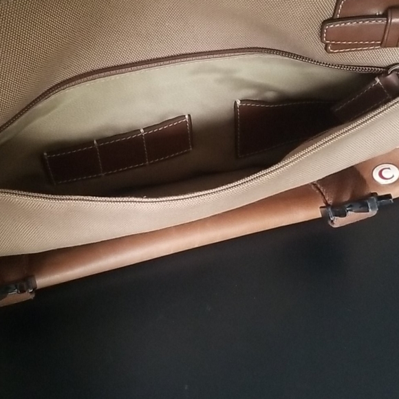 Coach Messenger Bag - Picture 6 of 9